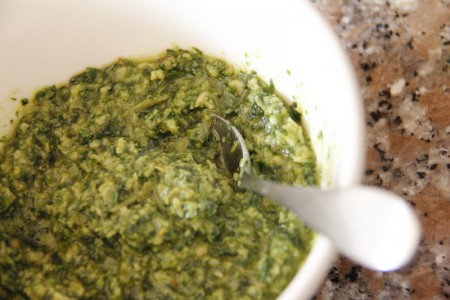 Zelfgemaakte pesto